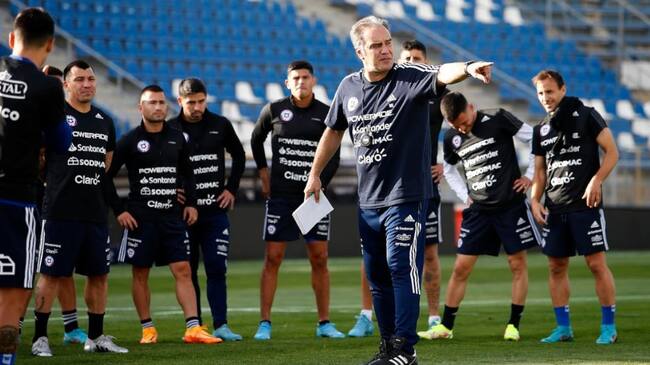 Los cuatro cambios en la formación que prepara Chile para enfrentar a Uruguay en busca del repechaje a Qatar 2022