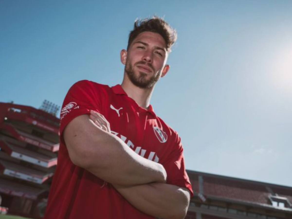 Ya es oficial: Felipe Loyola es presentado como nuevo refuerzo de Independiente de Avellaneda