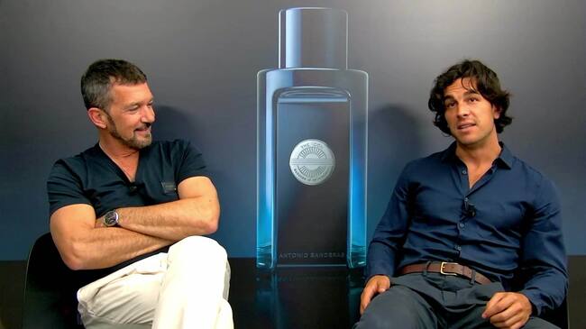 Antonio Banderas y Mario Casas