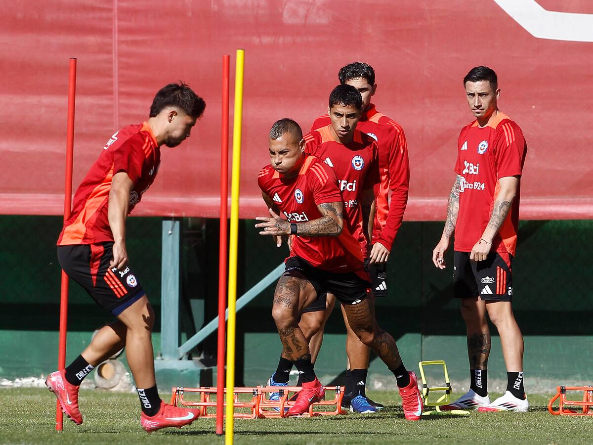 Empieza a tomar forma: esta es la última formación que probó Ricardo Gareca para el duelo ante Paraguay