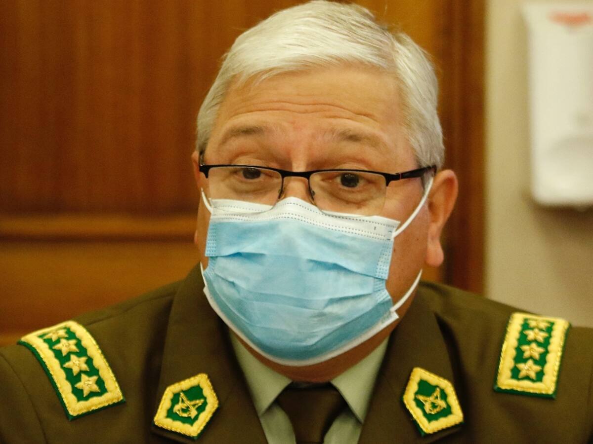 General director de Carabineros tras ataques a efectivos: «Se requieren señales claras que quienes agredan a funcionarios policiales no pueden estar en la calle”
