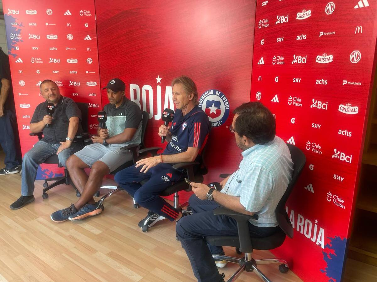 Los Tenores dialogaron con el DT de La Roja, Ricardo Gareca