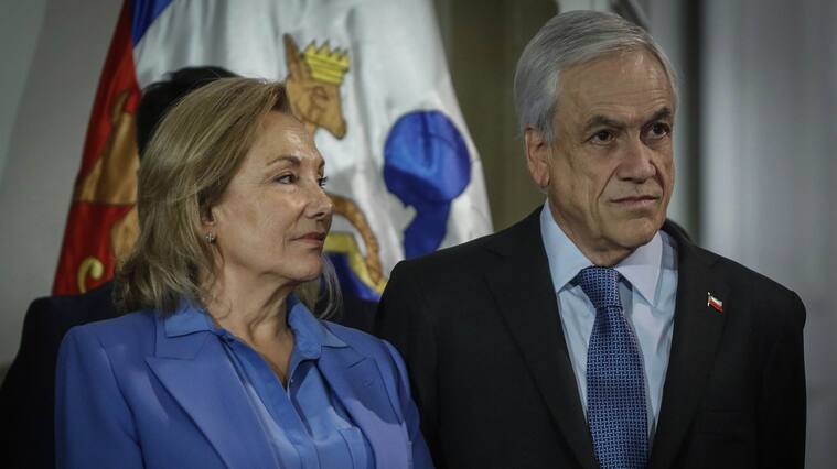 2 de Marzo del 2020/SANTIAGOLa Primera Dama, Cecilia Morel, junto al Presidente de la Republica, Sebastian Piñera, participan en la ceremonia de promulgación de la Ley Gabriela que busca ampliar el marco legal del femicidio.
FOTO: SEBASTIAN BELTRAN GAETE/AGENCIAUNO