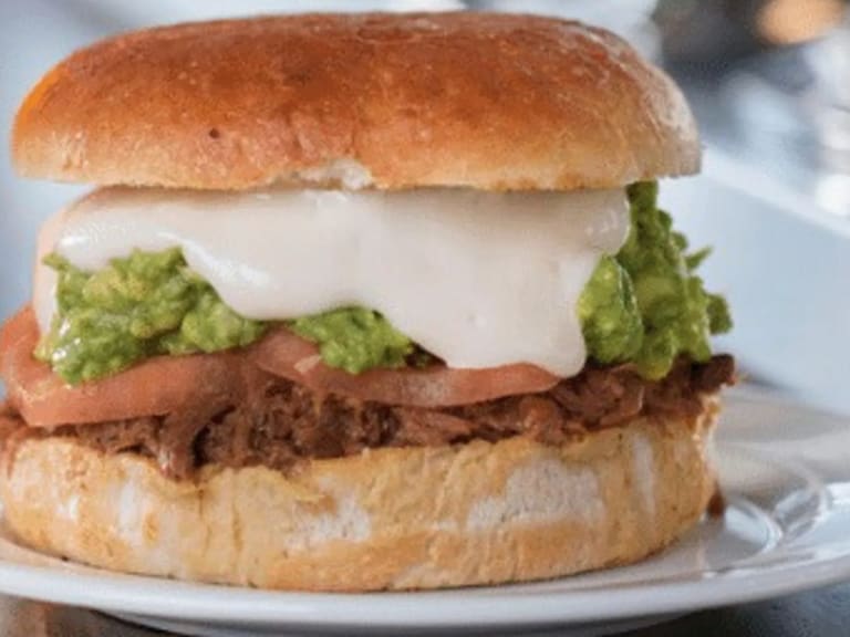 Día de la Carne Mechada en Chile se celebra hoy: cuál es el corte ideal y cómo preparar el tradicional sándwich