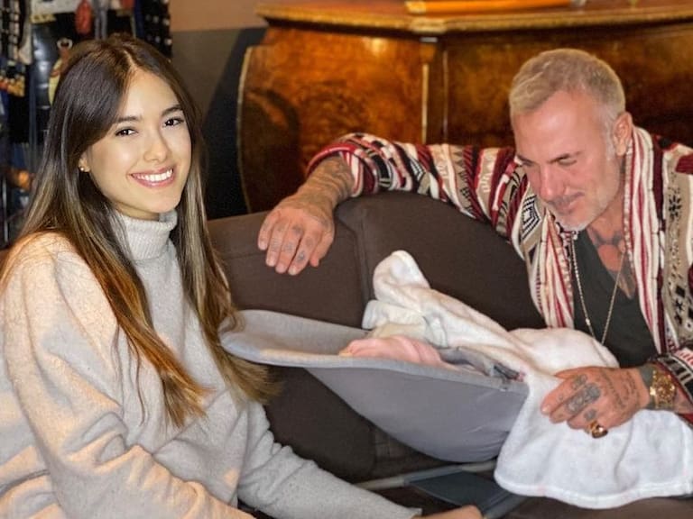 Gianluca Vacchi y Sharon Fonseca