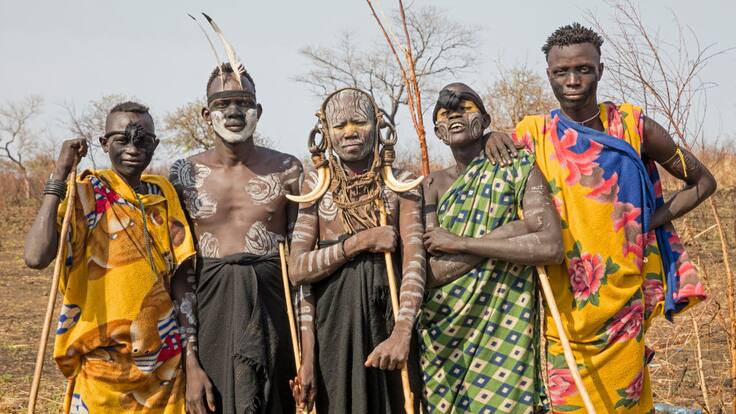 Conoce a los Mursi, la tribu que estaba con el equipo de Pancho Saavedra y Jorge Zabaleta en Etiopía