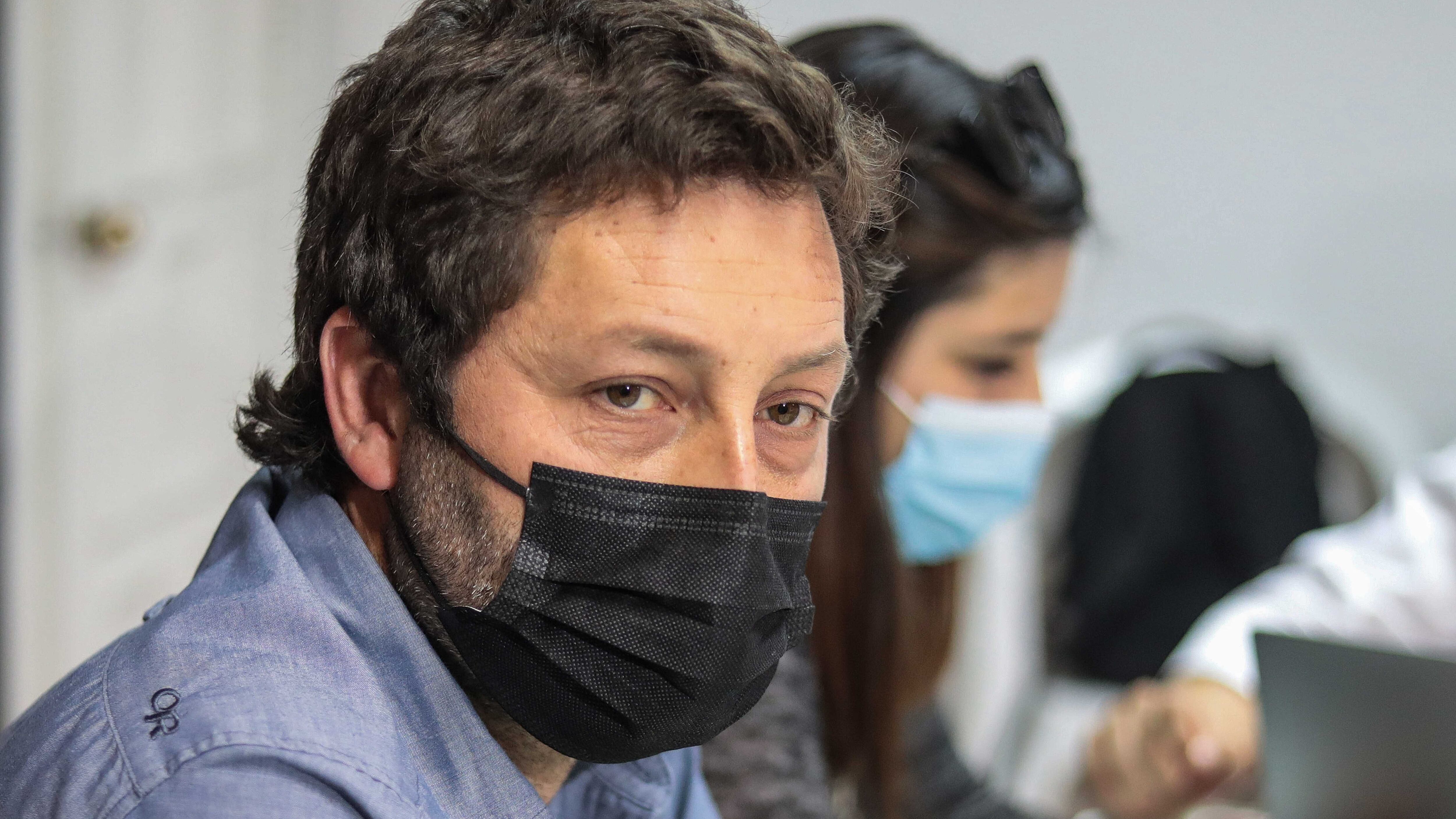 25 de noviembre del 2021/SANTIAGOEl diputado UDI, Juan Antonio Coloma, durante una reunión que sostiene el comando del candidato presidencial de Republicanos, con representantes de Chile podemos Más.
FOTO: SEBASTIAN BELTRAN GAETE/AGENCIAUNO