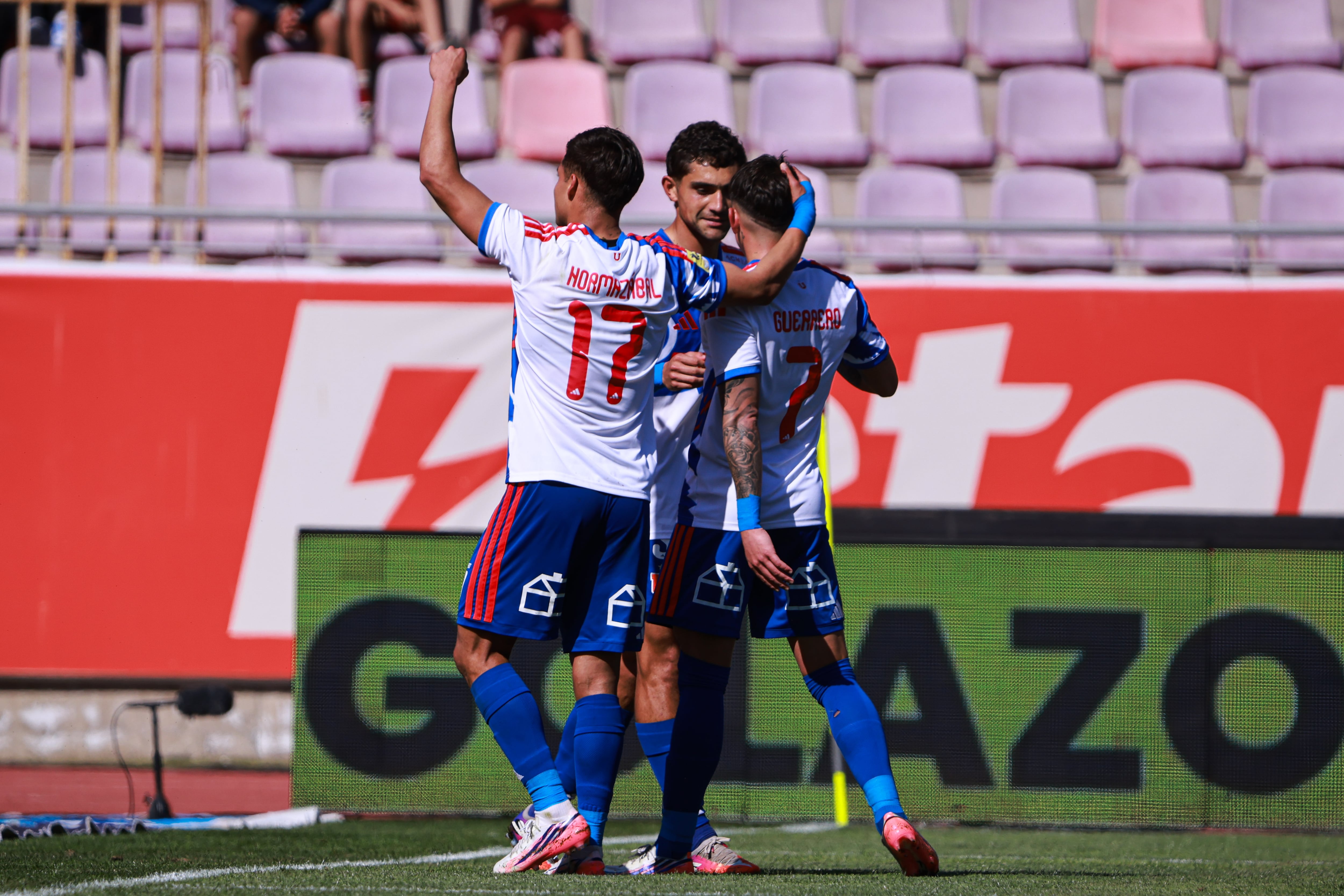 “Solo plantearlo es no entender nada”: el nombre que manejarían en Azul Azul si no logran negociar con la Universidad de Chile