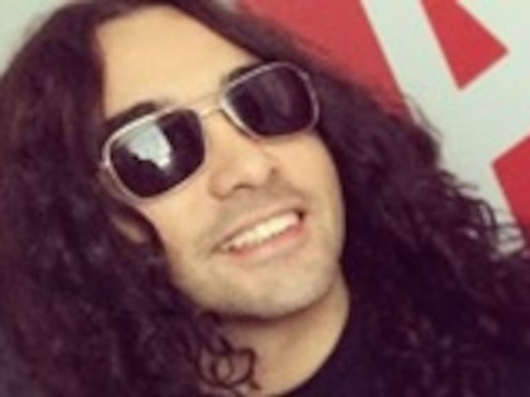 Alexítico: La gente me dice que las canciones de La Noche son mías y tengo derecho a cantarlas