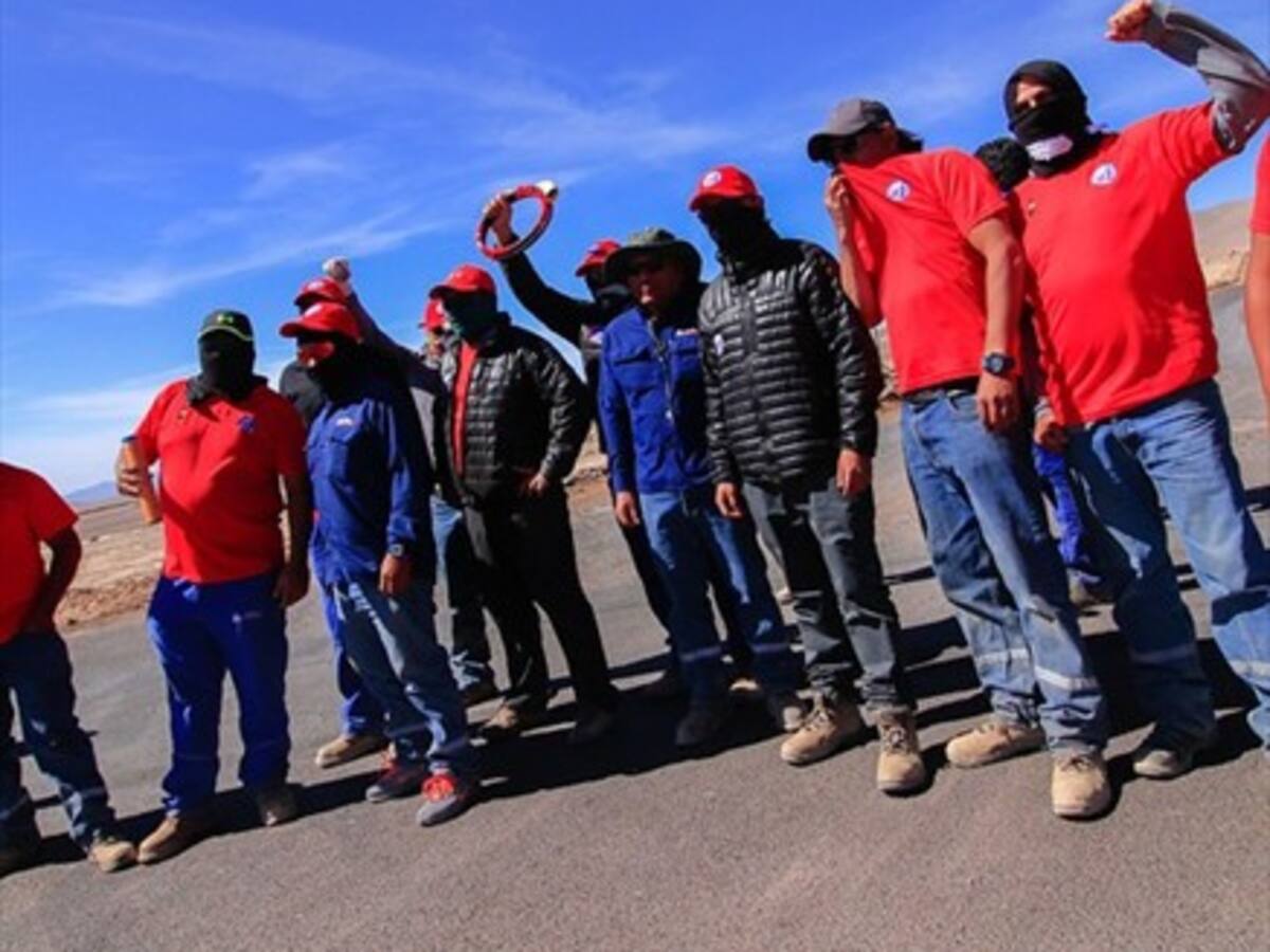 Minera Escondida da por finalizada negociación con trabajadores tras 43 días de huelga