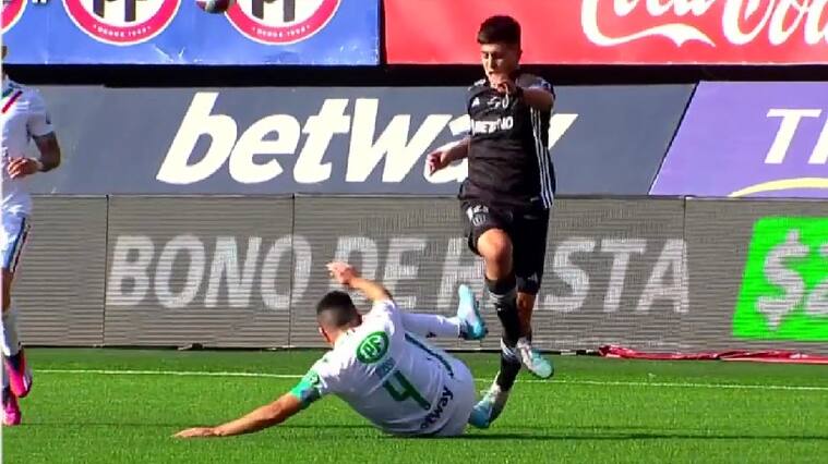 "Le pego, pero no le quise pegar": La fuerte entrada de Osvaldo Bosso que le costó la expulsión ante la U