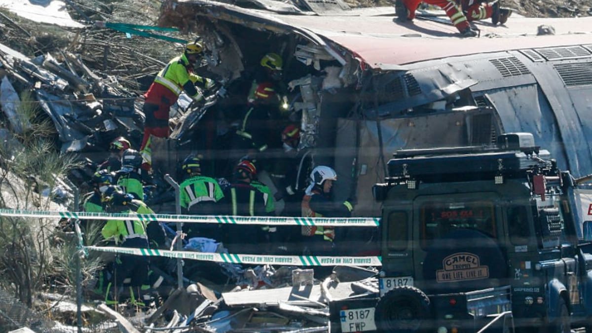 Sube el número de víctimas fatales tras trágico accidente ferroviario en España: cifra llega a 69 muertos