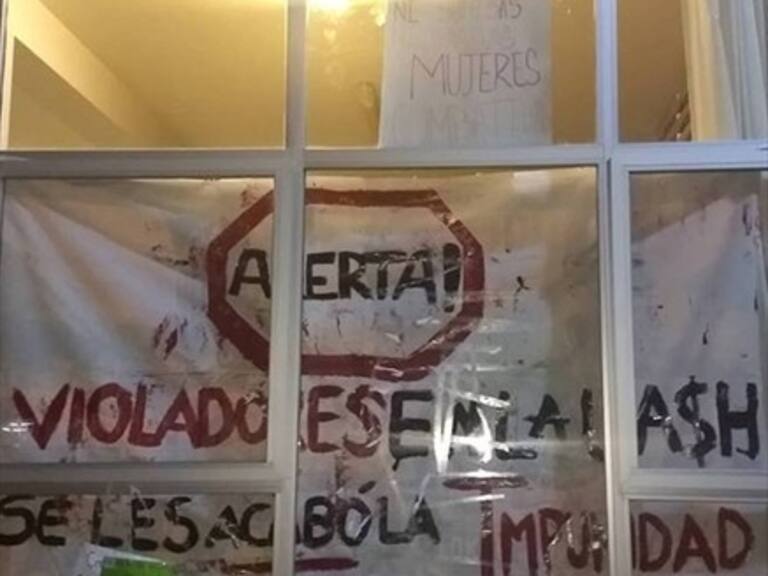 Masiva funa a profesor acusado de acoso sexual en la Universidad Austral de Chile