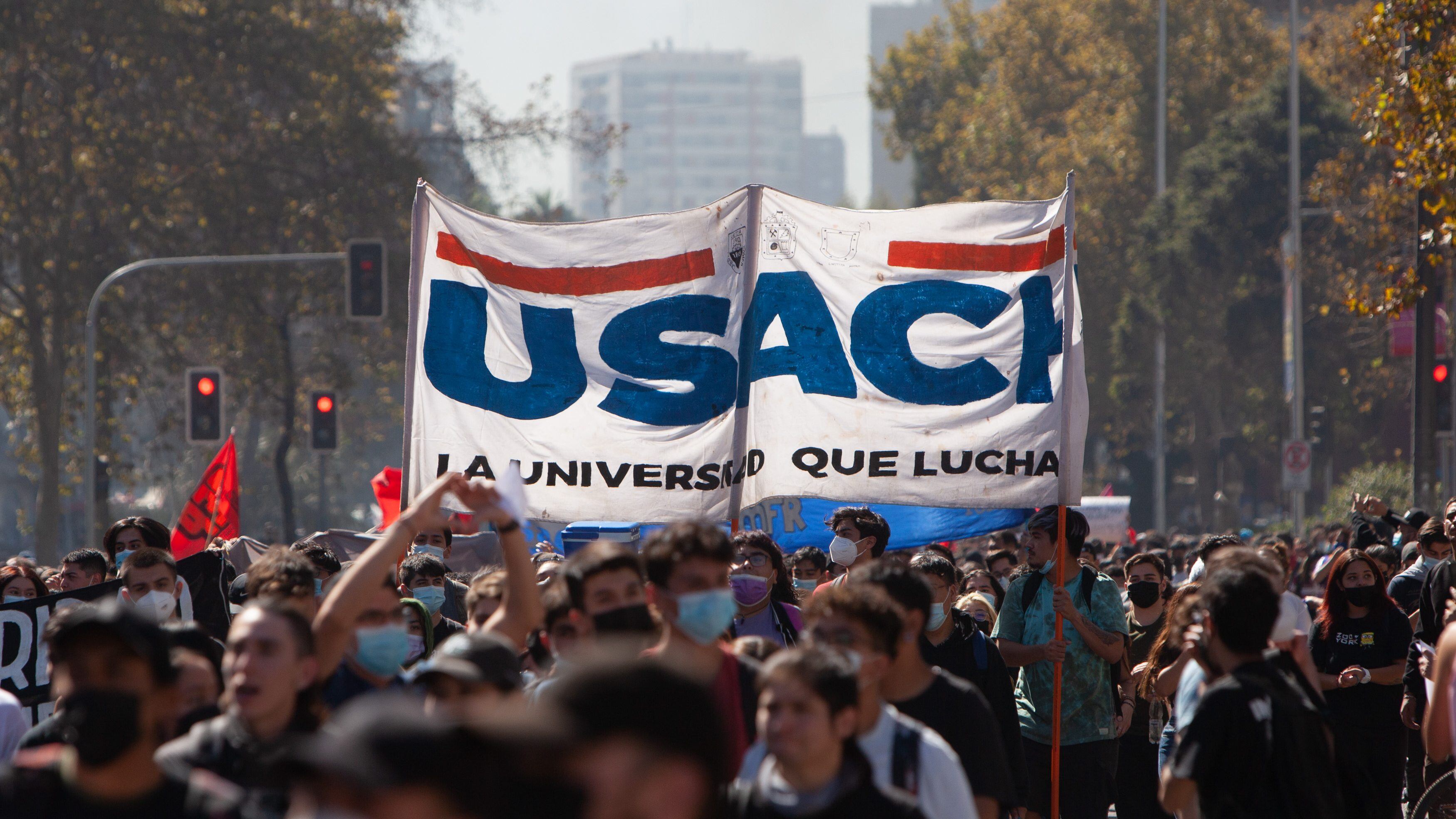 25 de marzo 2022/SANTIAGOLa Confederación de Estudiantes de Chile (Confech) convoca al primer paro nacional estudiantil en el Gobierno del Presidente Gabriel Boric, exigiendo el aumento del monto y extensión de los beneficios de la Beca de Alimentación de la Educación Superior (BAES)
FOTO :AGENCIAUNO