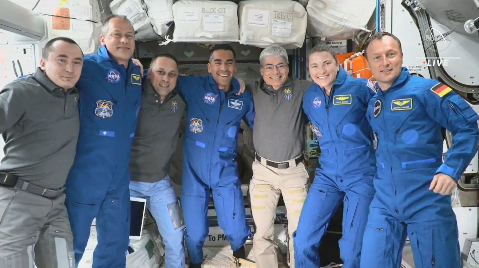 Los nuevos tripulantes llegaron a la Estación Espacial Internacional