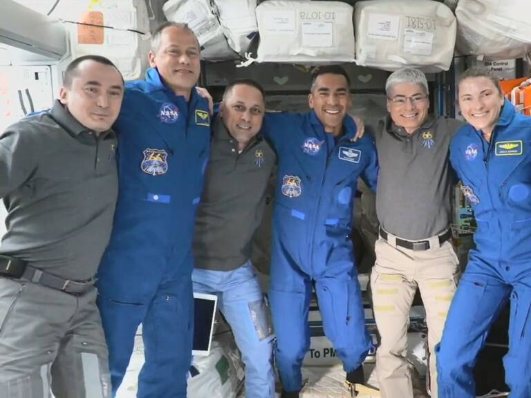 Los nuevos tripulantes llegaron a la Estación Espacial Internacional