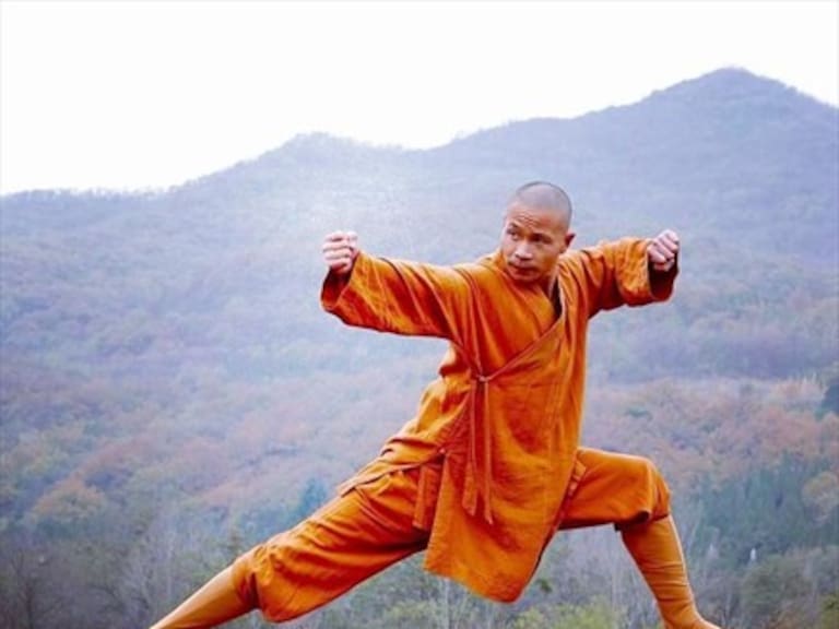 Monje Shaolin «noquea» con un golpe de Kung-fu a boxeador profesional