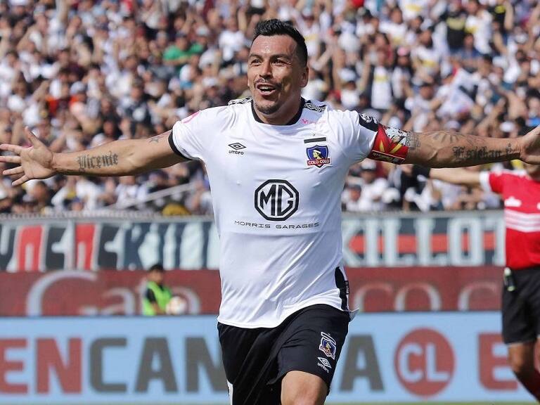 Se retira uno de los más grandes: todos los hitos y récords que logró Esteban Paredes en su carrera profesional