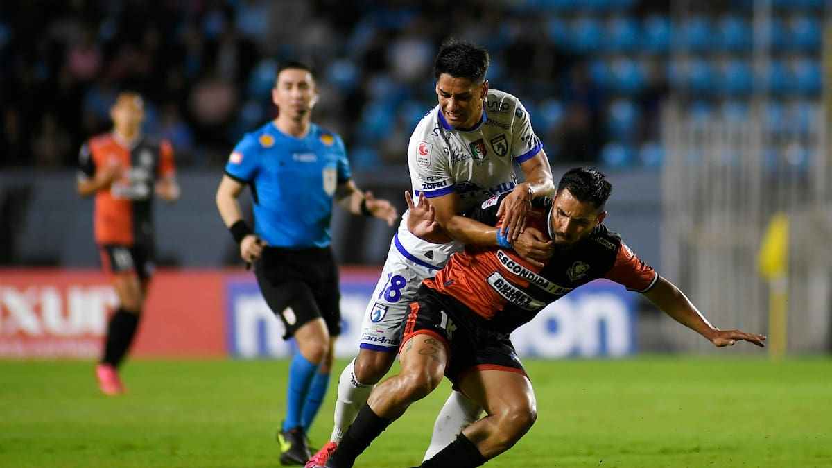 Se define en el Calvo y Bascuñán: Deportes Iquique y Deportes Antofagasta repartieron honores por la ida de 8vos de la Copa Chile