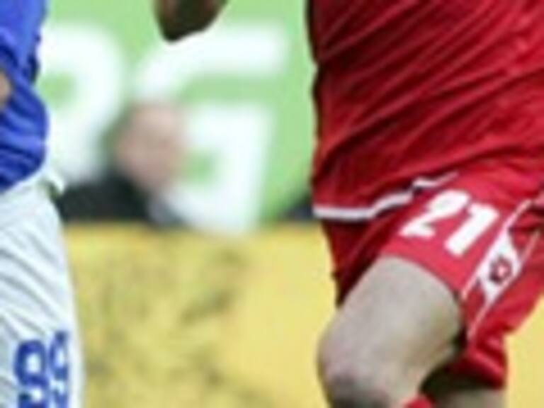 Tomas Ujfalusi pidió disculpas a Messi por lesionarlo