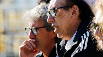 Alfredo Stöhwing apunta a negociar con Arturo Vidal cuando Colo Colo termine la temporada: “No corresponde hacer excepciones”