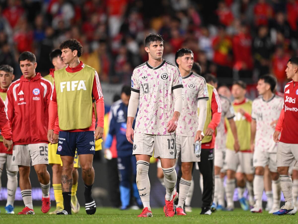 “Si hubiésemos tenido que ir al Mundial, madre mía… Estamos a años luz de lo que exige el fútbol internacional”
