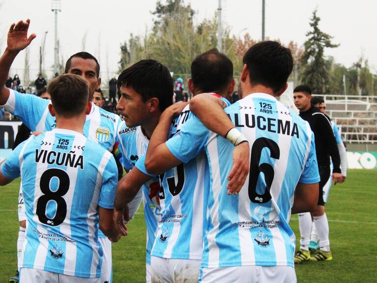 Magallanes derrota a Deportes Copiapó y sigue invicto en la Primera B