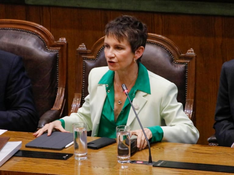 “Hay que enfrentarla con tranquilidad”: ministra Tohá ad portas de que se revise la acusación constitucional en su contra
