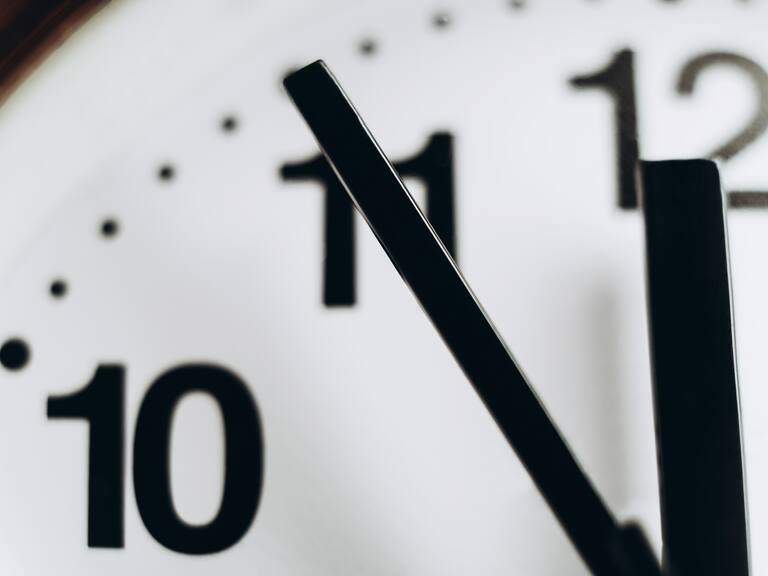 Cambio de hora en Chile: ¿A qué hora se debe ajustar el reloj?