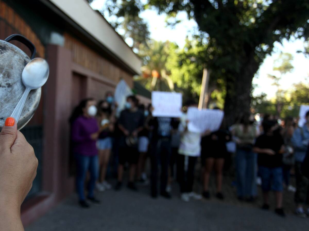 Superintendencia de Educación interpuso denuncia contra colegio de Ñuñoa tras cancelación de matrículas por morosidad