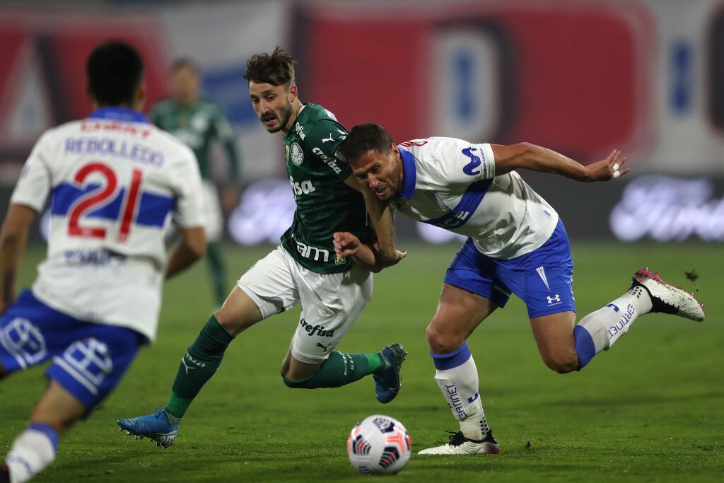 Edson Puch quedó fuera del plantel con que Universidad Católica visitará a Palmeiras