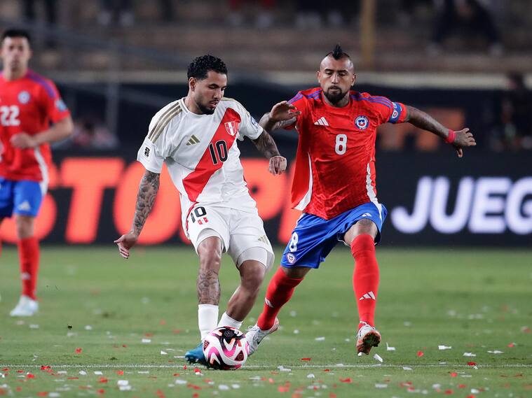 Cómo y dónde ver en vivo y en TV el partido de Chile ante Perú por las Eliminatorias | Getty Images