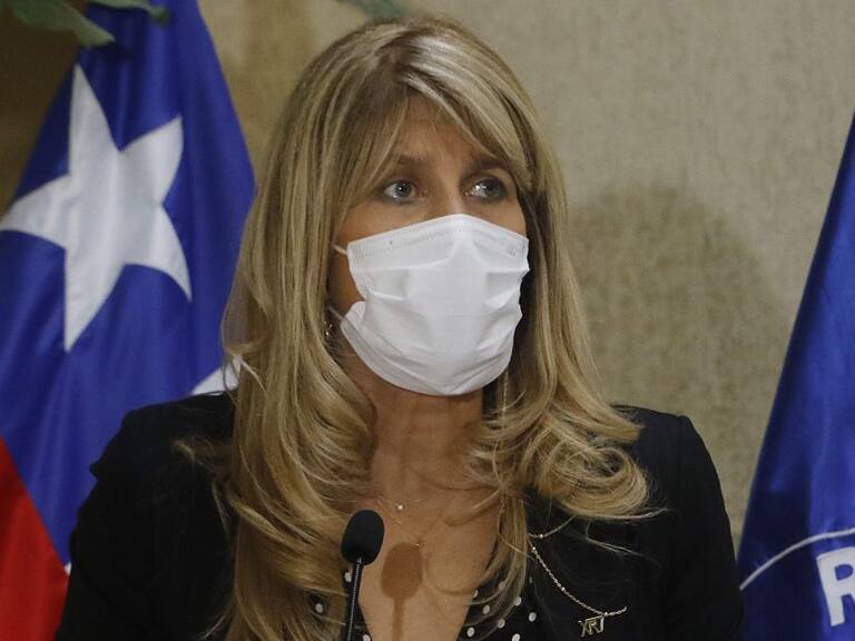 23 DE MARZO DE 2022/VALPARAISOLa senadora Ximena Rincón ofrece un punto de prensa en el Senado.
FOTO: LEONARDO RUBILAR CHANDIA/AGENCIAUNO