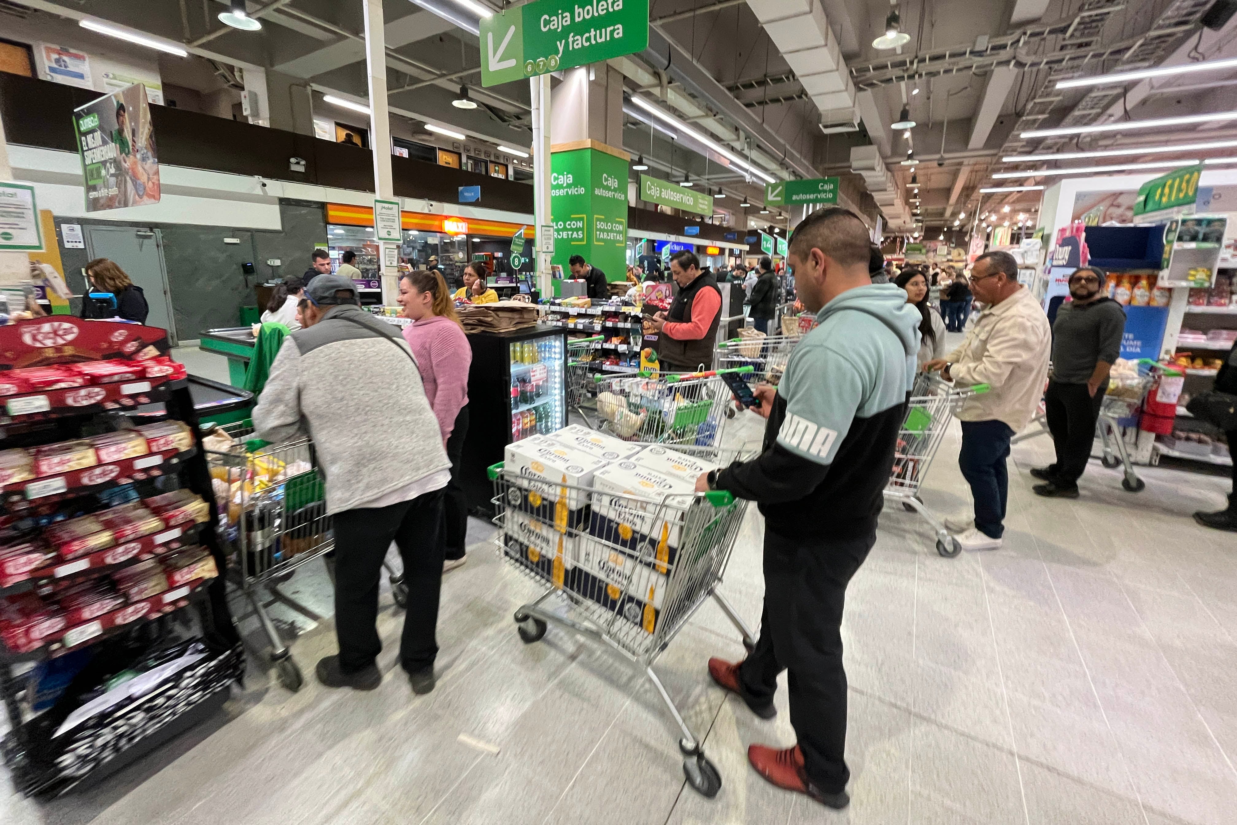 Dirección del Trabajo fiscaliza cierre del comercio