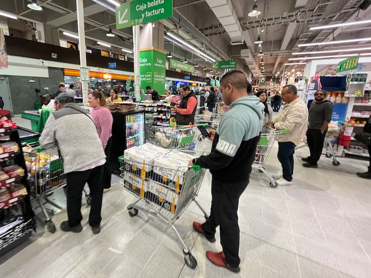 Dirección del Trabajo fiscaliza cierre del comercio