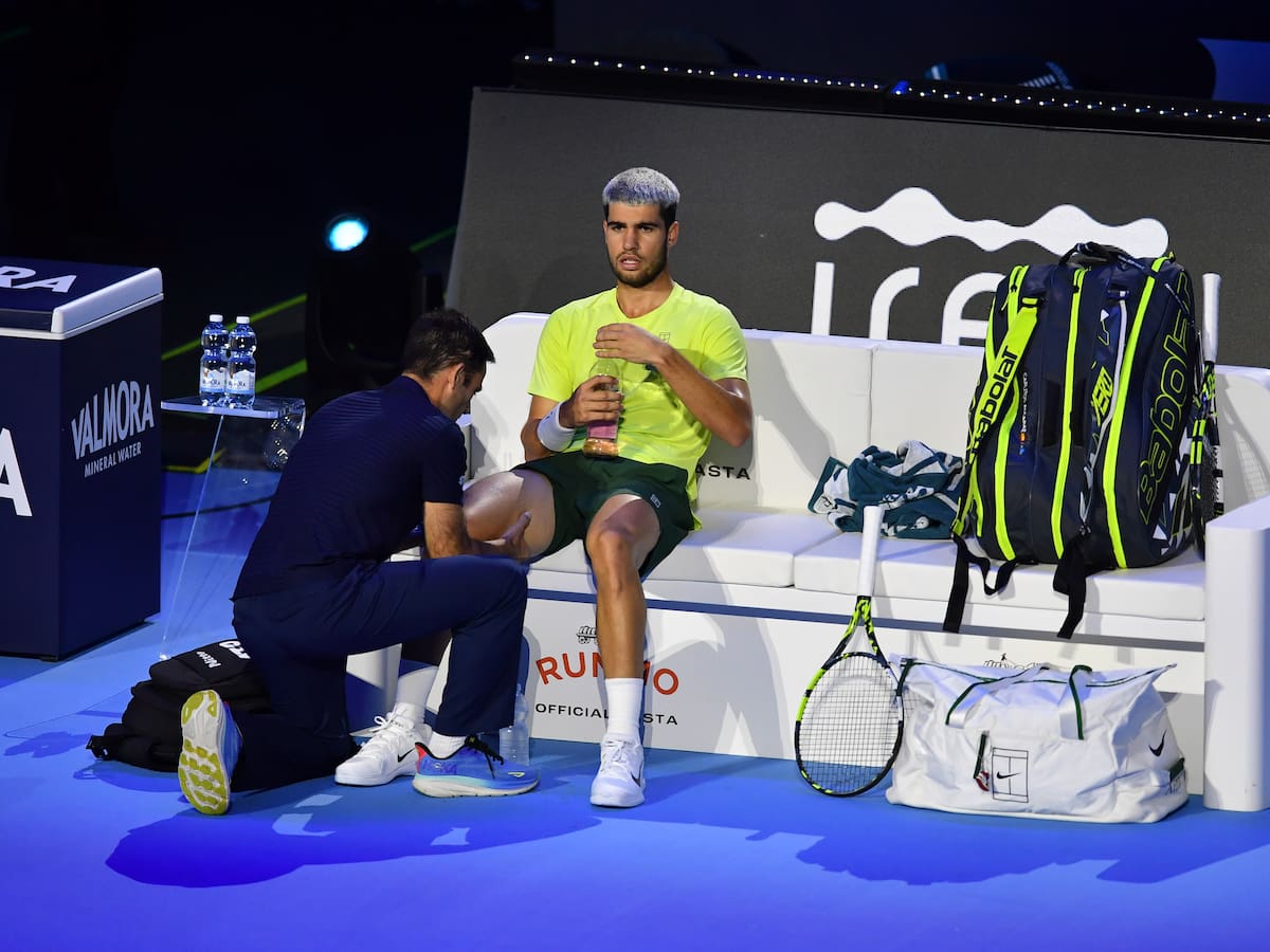 Alcaraz de otro golpe a las Finales de Copa Davis y cierra su temporada 2025