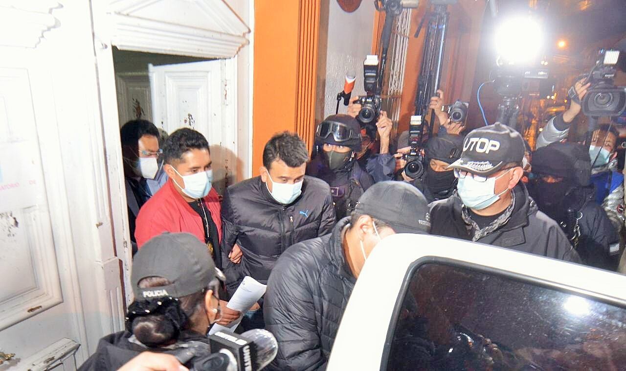 Detención de los exministros bolivianos Álvaro Coímbra y Rodrigo Guzmán