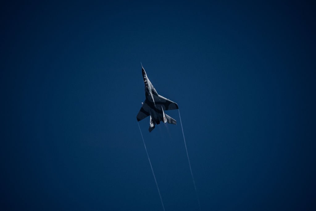 Un caza de combate MiG-29 de Bulgaria durante una presentación