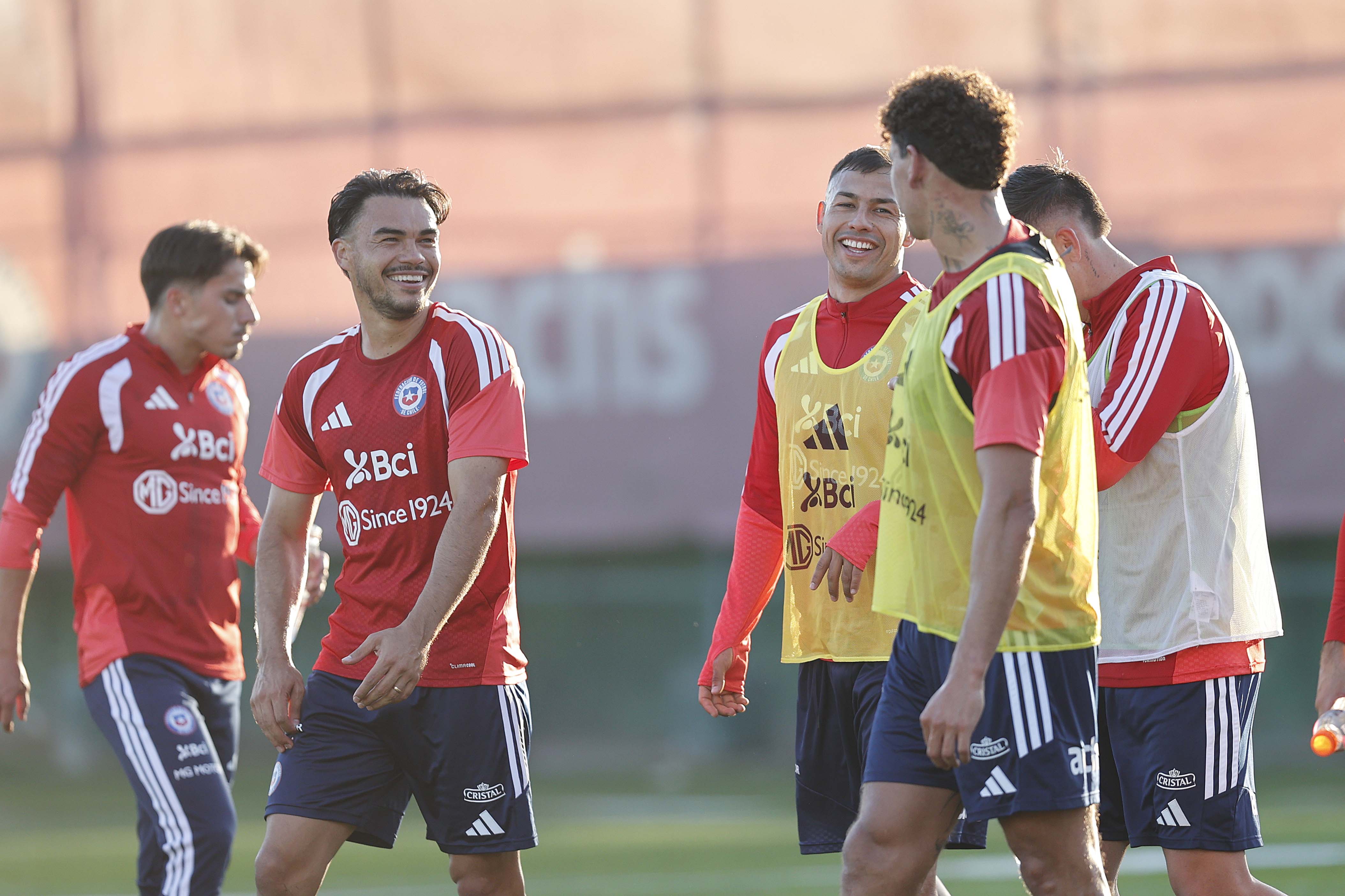 Carlos Parra – Comunicaciones FFCh