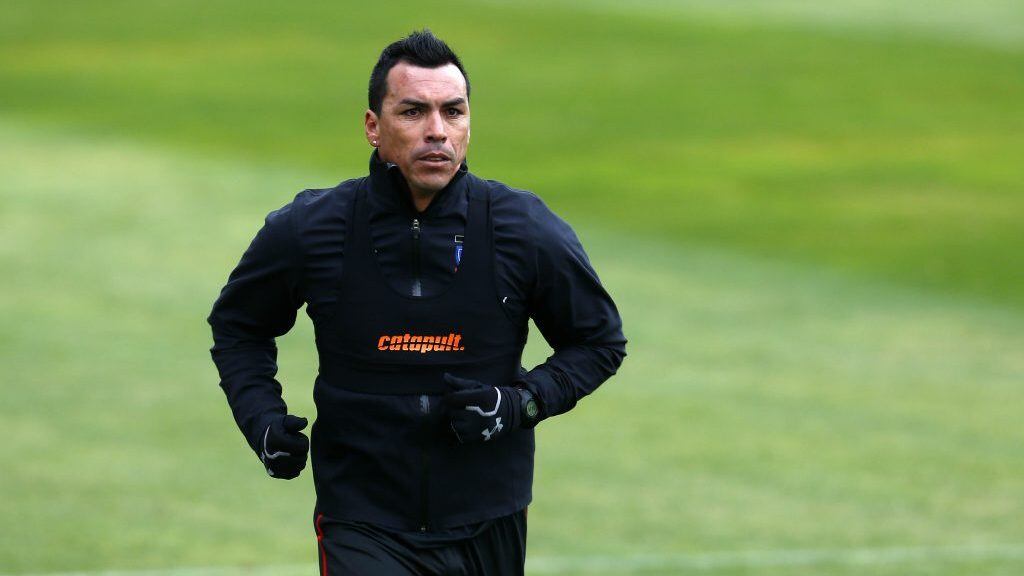 20 DE JUNIO 2017, SANTIAGO.Esteban Paredes, durante el entrenamiento de Colo Colo en las canchas aledaas al estadio Monumental.
FOTO: JAVIER VALDES LARRONDO /AGENCIAUNO