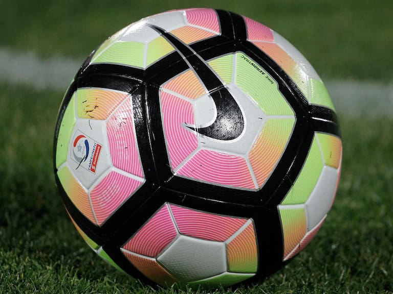 Gerente de competiciones de la ANFP entregó posible fecha de retorno del fútbol nacional
