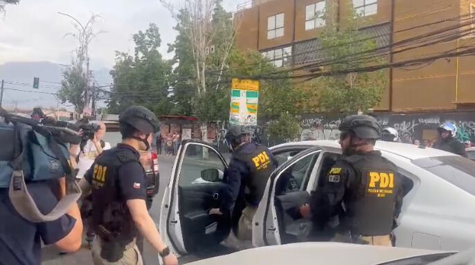 PDI recupera casa tomada por narcotraficantes en la comuna de Santiago