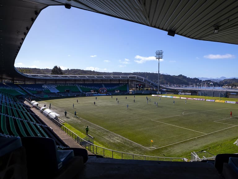En la ANFP esperan que el Gobierno permita regreso de hinchas a los estadios