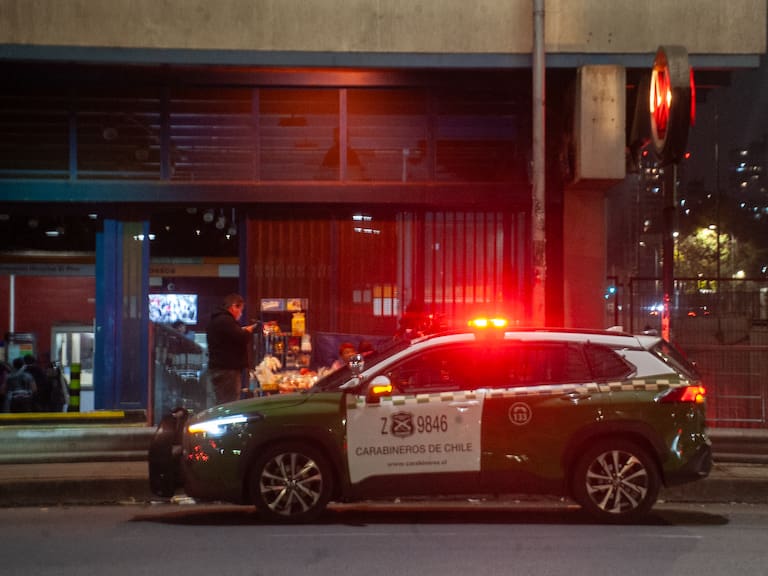Despliegue de Carabineros en el Metro de Santiago