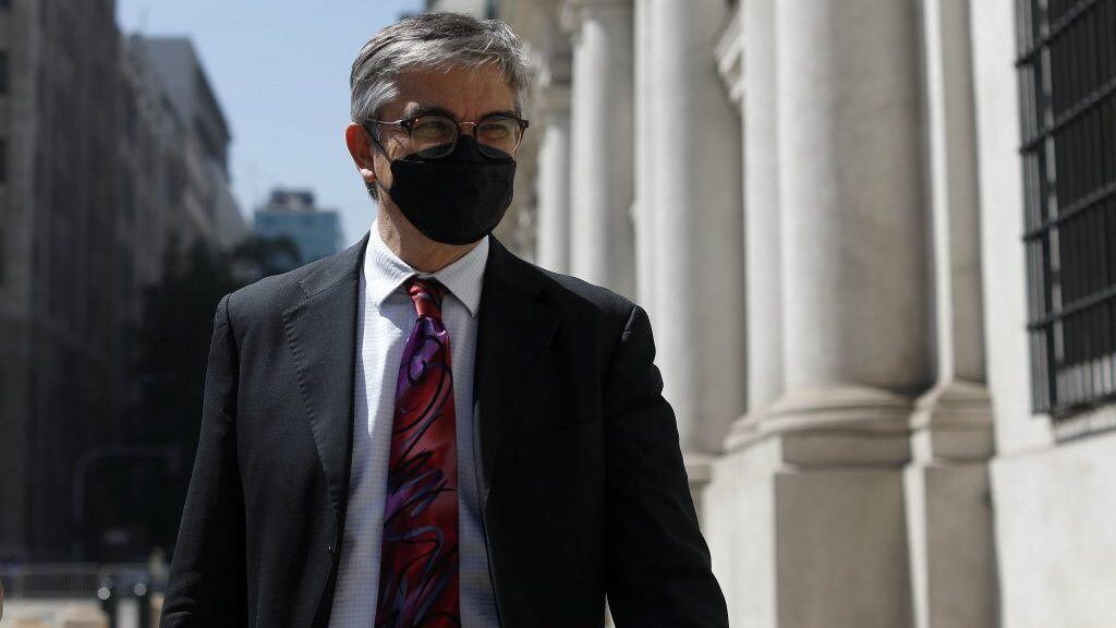14 de Marzo de 2022/SANTIAGOEl Ministro de hacienda,Mario Marcel, al termino  del primer comit poltico en el Palacio de La Moneda.
FOTO:CRISTOBAL ESCOBAR/AGENCIAUNO