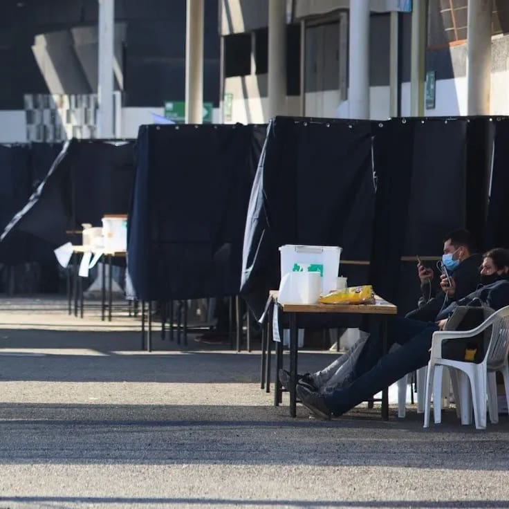 Elecciones Presidenciales en Chile: qué puedes hacer y qué no en el local de votación para segunda vuelta del domingo