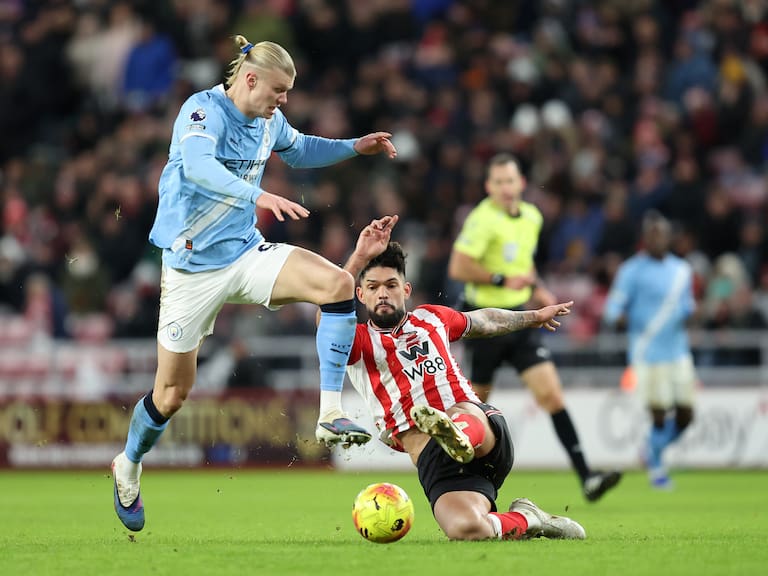 Manchester City pierde terreno en la pelea por el título de la Premier League