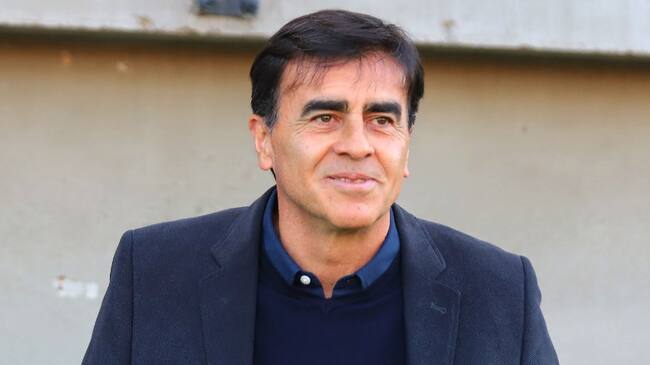 Gustavo Quinteros le abre la puerta a Martín Rodríguez para el 2023: "Siempre está en los planes de Colo Colo"