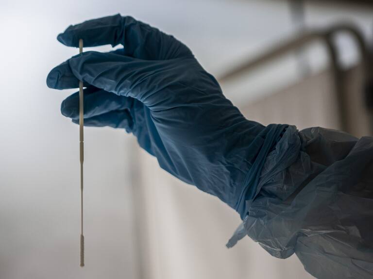 10 de Febrero 2022 / SANTIAGO
Aumenta la demanda de tomas de examen PCR.
FOTO: LUIS FELIPE ARAYA / AGENCIA UNO