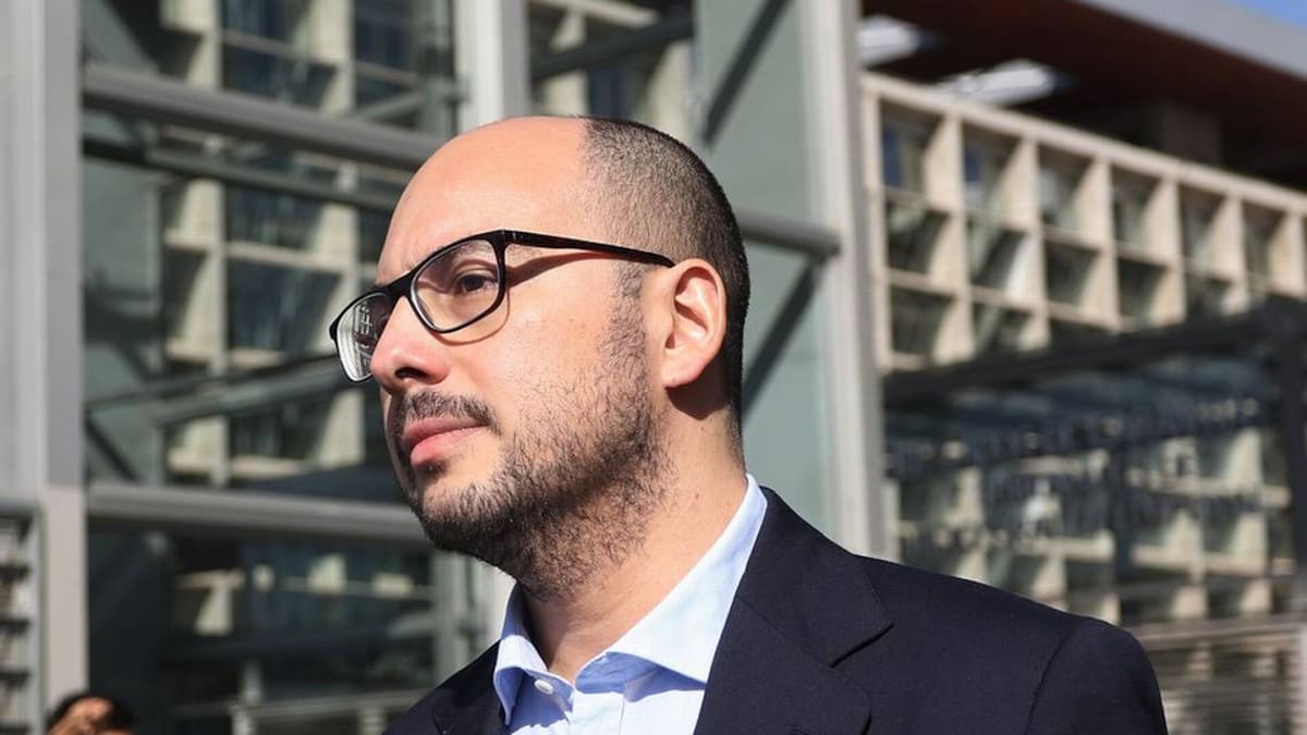 Corte Suprema acoge nulidad parcial de juicio contra Nicolás López: aumenta pena a 6 años de libertad vigilada